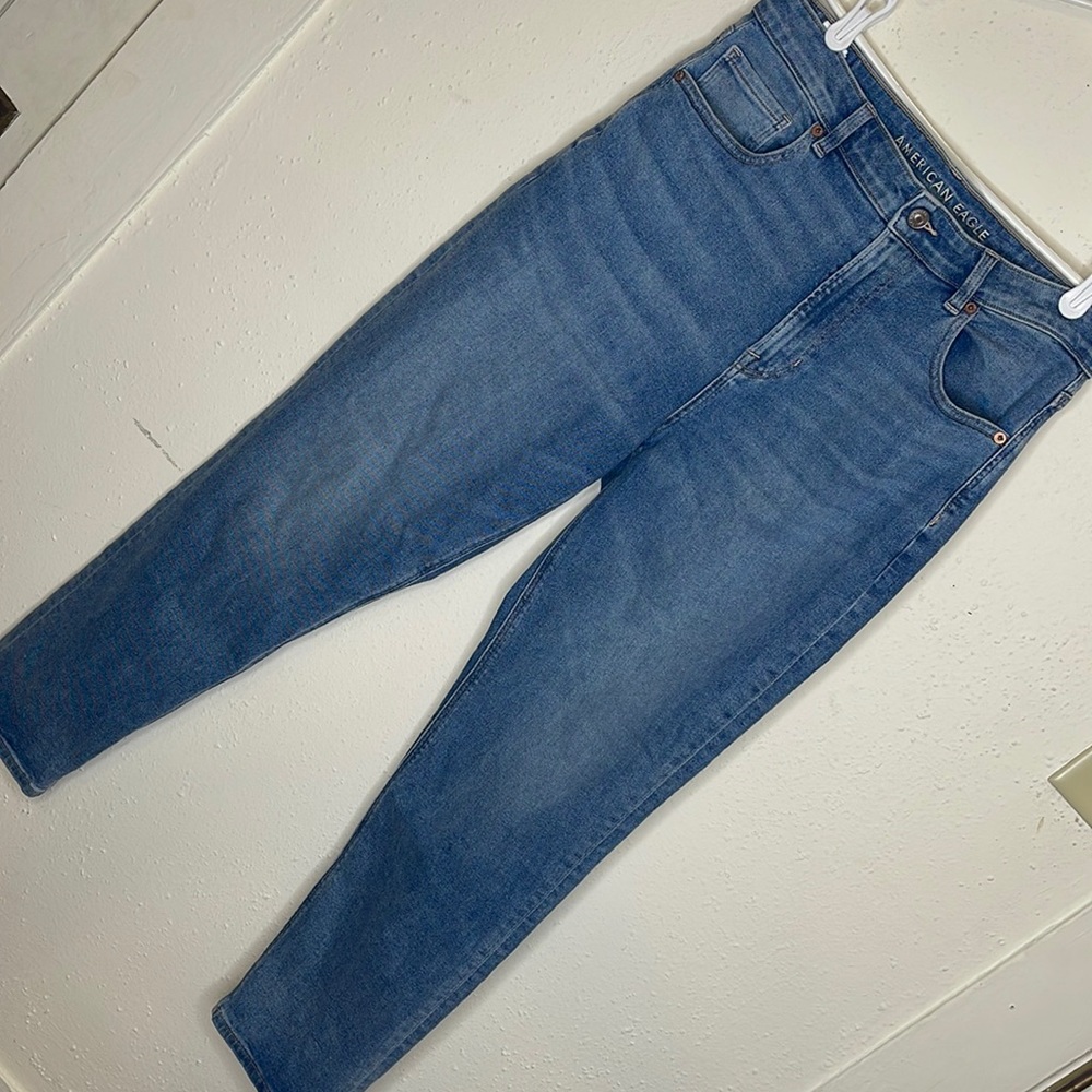 American Eagle Mom Jean